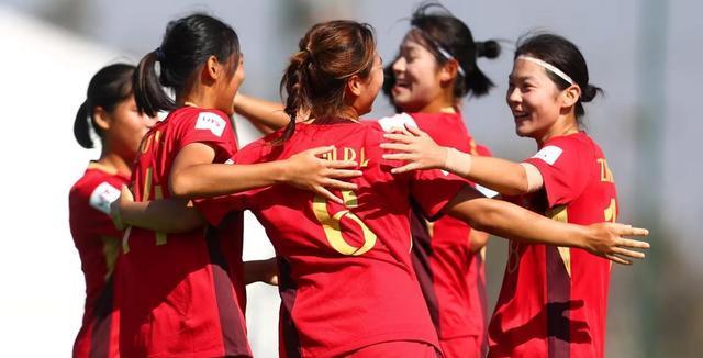 img, 随后又在卡, 之下挥拳击 img, 随后又在卡, 之下挥拳击