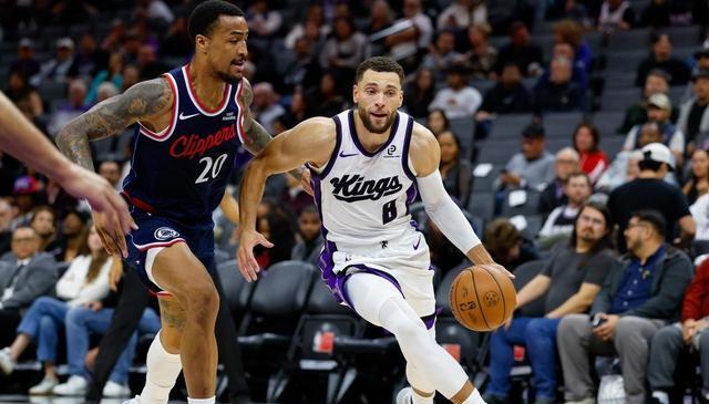 莫属了, 黄蜂大胜灰